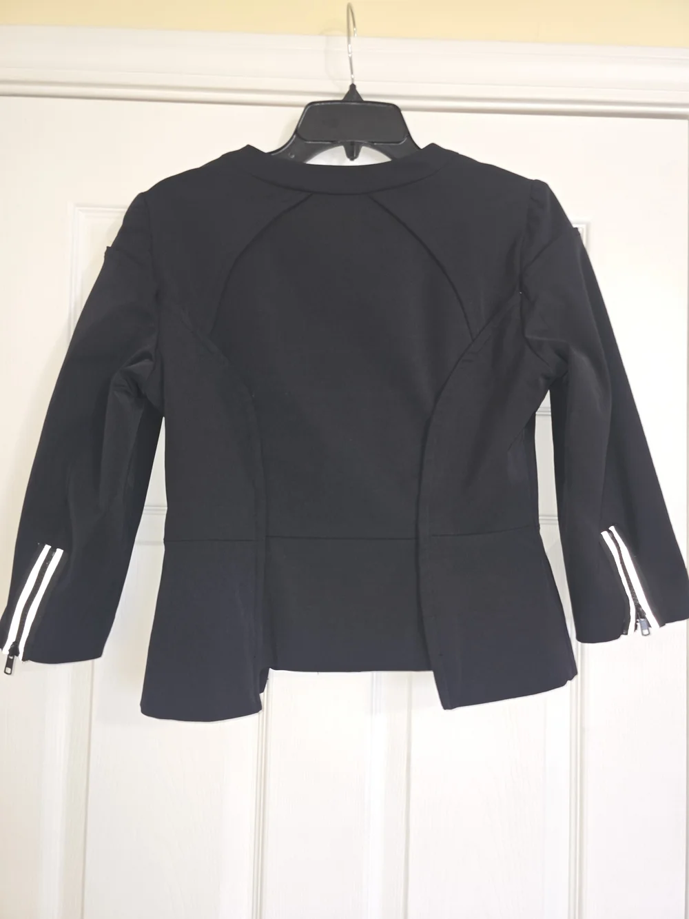 Milly Of New York Black Zip-Front Tailored Designer Jacket - Picture 11 of 13